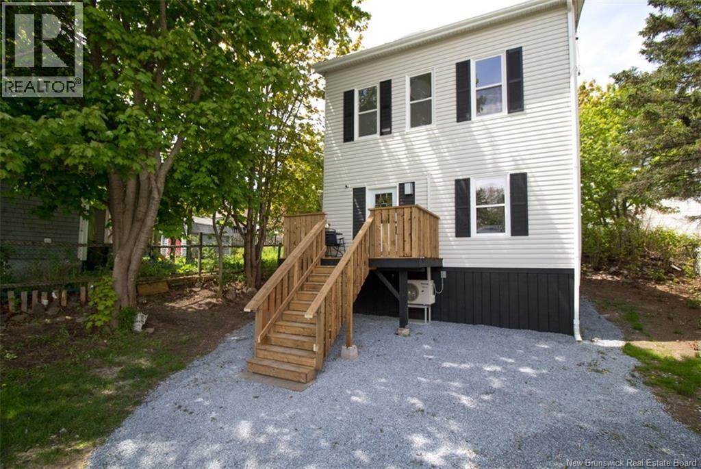 229 Rodney Street, Saint John, New Brunswick  E2M 1X5 - Photo 1 - NB140746