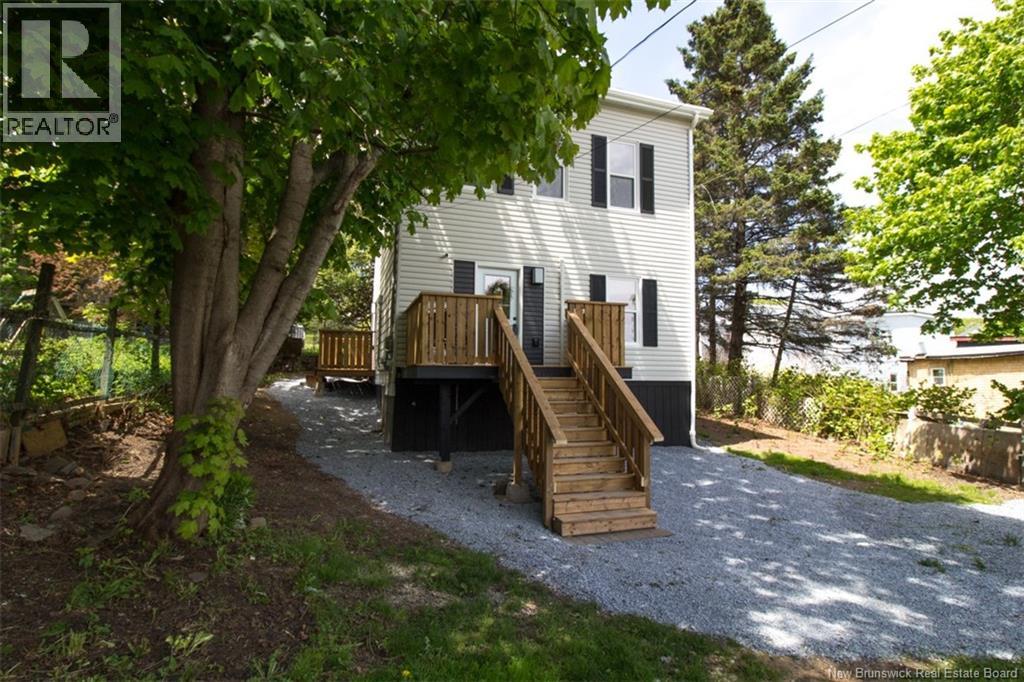 229 Rodney Street, Saint John, New Brunswick  E2M 1X5 - Photo 2 - NB140746