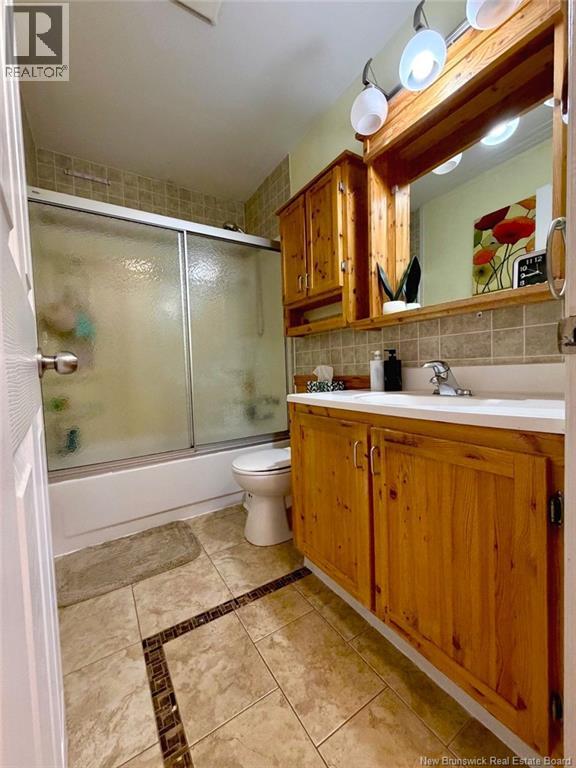 49 Beechwood Avenue, Moncton, New Brunswick  E1A 5P7 - Photo 8 - NB140496