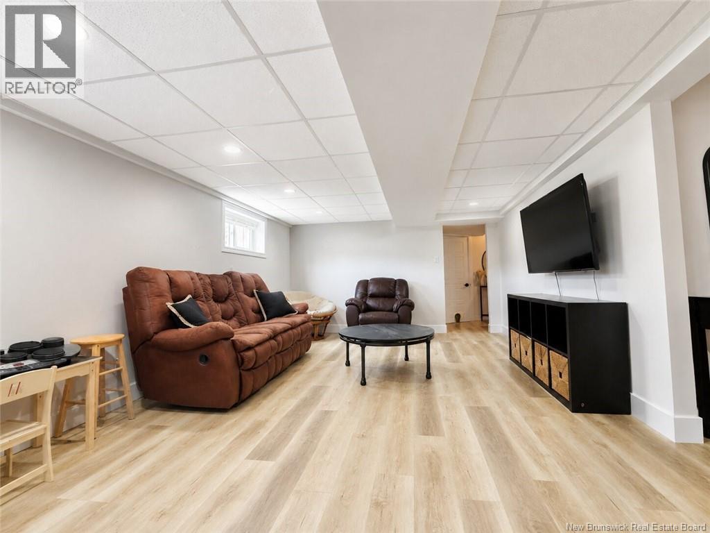 1160 Riverside, Bathurst, New Brunswick  E2A 4X2 - Photo 43 - NB140803