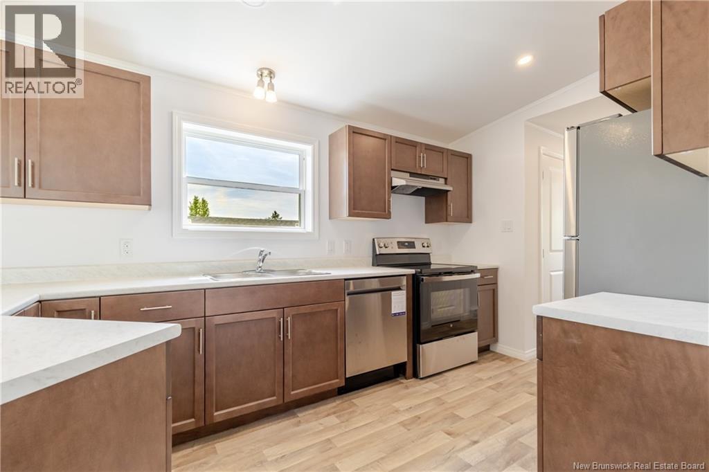 16 Tamarack Drive, Lincoln, New Brunswick  E3B 6T1 - Photo 7 - NB140793