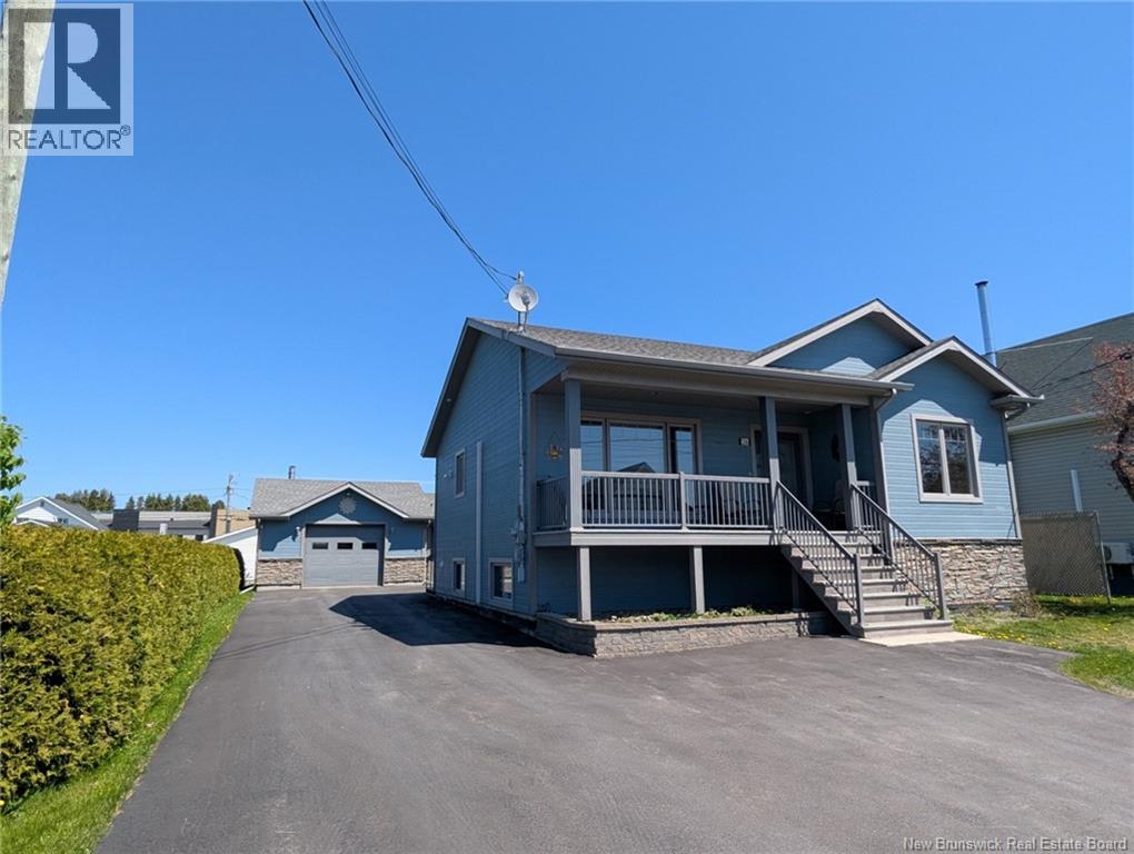 26 Rue Mgr Melanson, Saint-Quentin, New Brunswick  E8A 1X3 - Photo 2 - NB140812