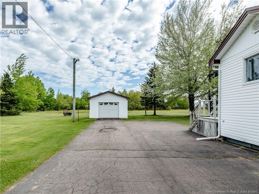 360 Chemin Cap Saint-Louis Road, Saint-Louis-De-Kent, New Brunswick  E4X 1P9 - Photo 5 - NB140419