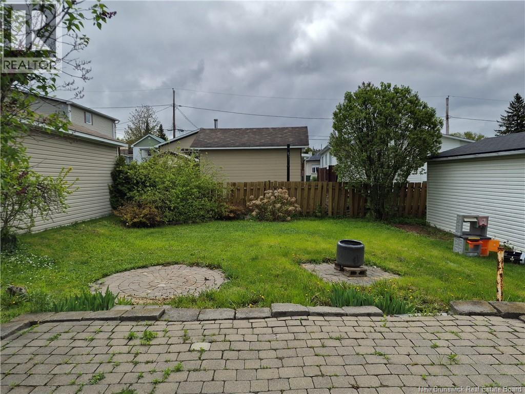 115 46th Ave, Edmundston, New Brunswick  E3V 3B7 - Photo 4 - NB140844