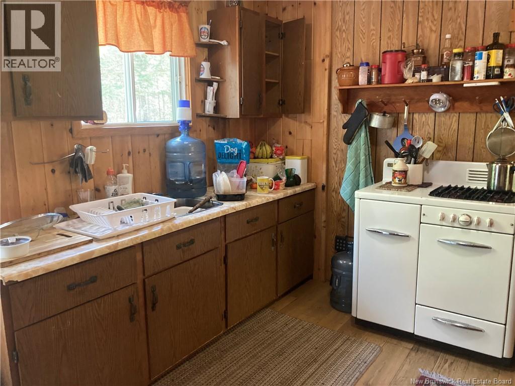 380 Adams Road, Magaguadavic Lake, New Brunswick  E6K 3Y4 - Photo 14 - NB140881