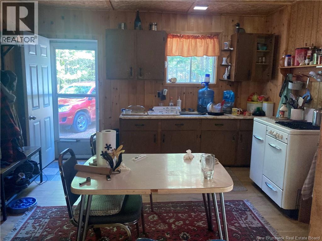 380 Adams Road, Magaguadavic Lake, New Brunswick  E6K 3Y4 - Photo 15 - NB140881