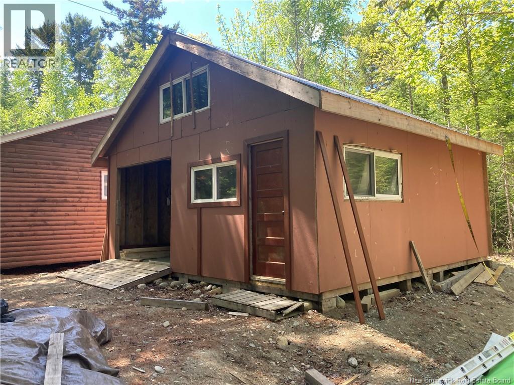 380 Adams Road, Magaguadavic Lake, New Brunswick  E6K 3Y4 - Photo 31 - NB140881