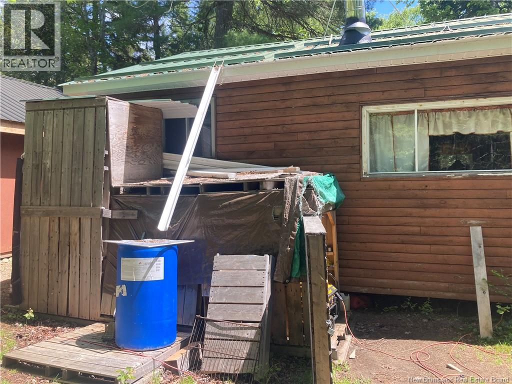 380 Adams Road, Magaguadavic Lake, New Brunswick  E6K 3Y4 - Photo 34 - NB140881