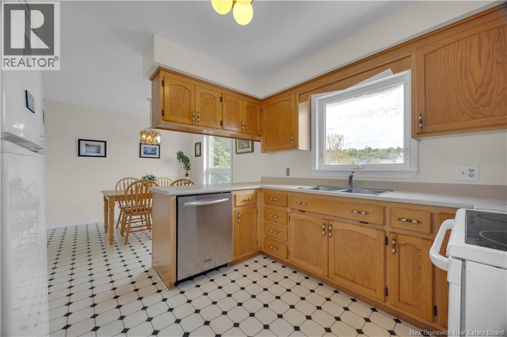 315 Boars Head Road, Saint John, New Brunswick  E2K 5B9 - Photo 9 - NB137617
