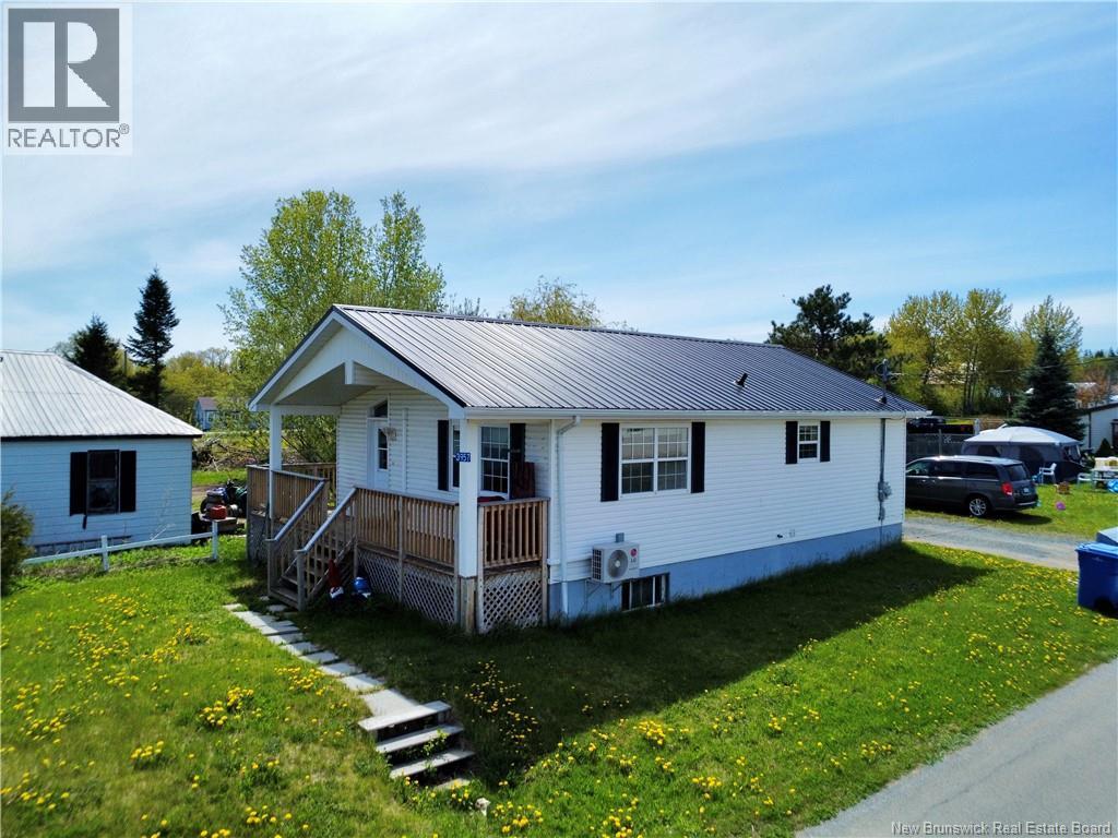 3957 Main Street, Belledune, New Brunswick  E8G 2K4 - Photo 25 - NB140538