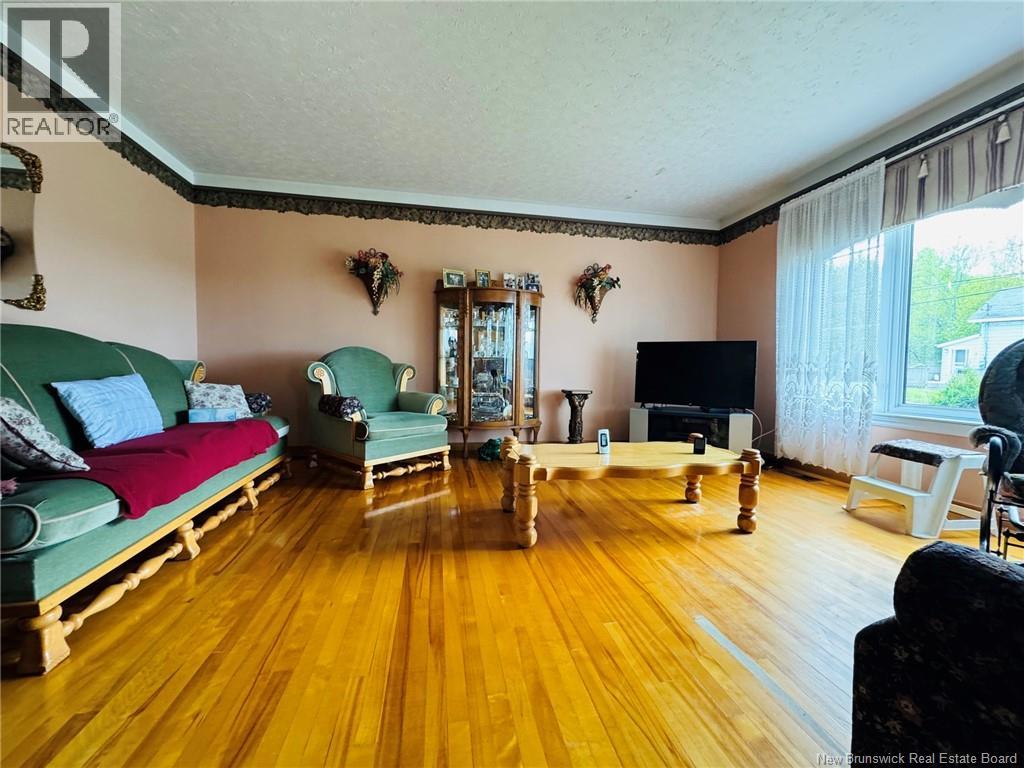 6 Thompson Road, Campbellton, New Brunswick  E3N 1W1 - Photo 4 - NB141023