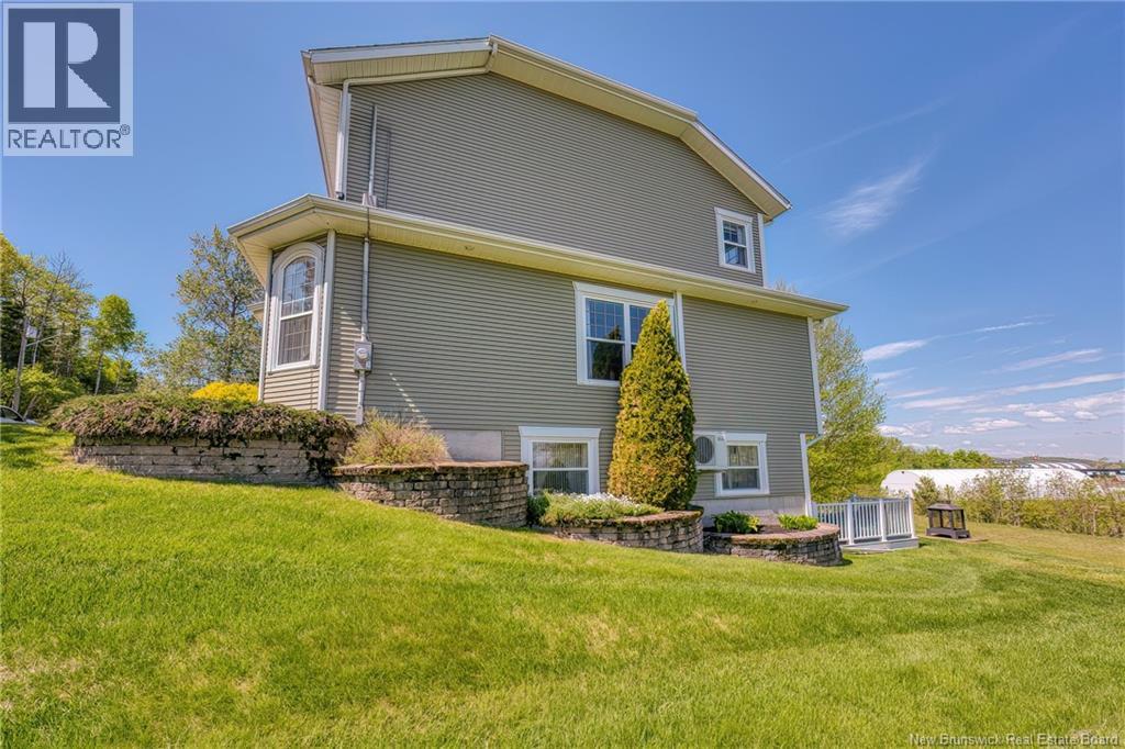 90 Nowlan Street, Grand-Sault/grand Falls, New Brunswick  E3Z 1B2 - Photo 11 - NB140927