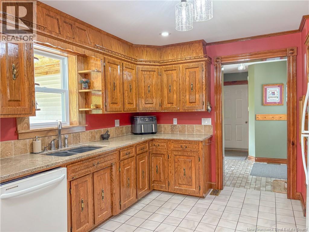 280 Burnham Road, Florenceville-Bristol, New Brunswick  E7L 1Z3 - Photo 9 - NB140482