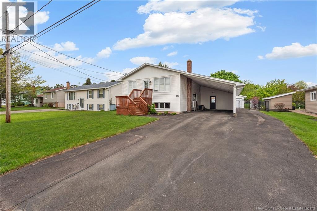 321 Gould Street, Dieppe, New Brunswick