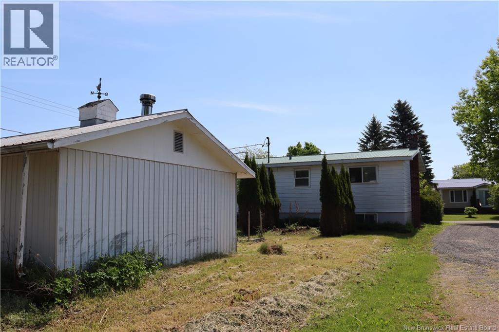 99 Mclean Street, Sussex, New Brunswick  E4E 2G5 - Photo 33 - NB141136