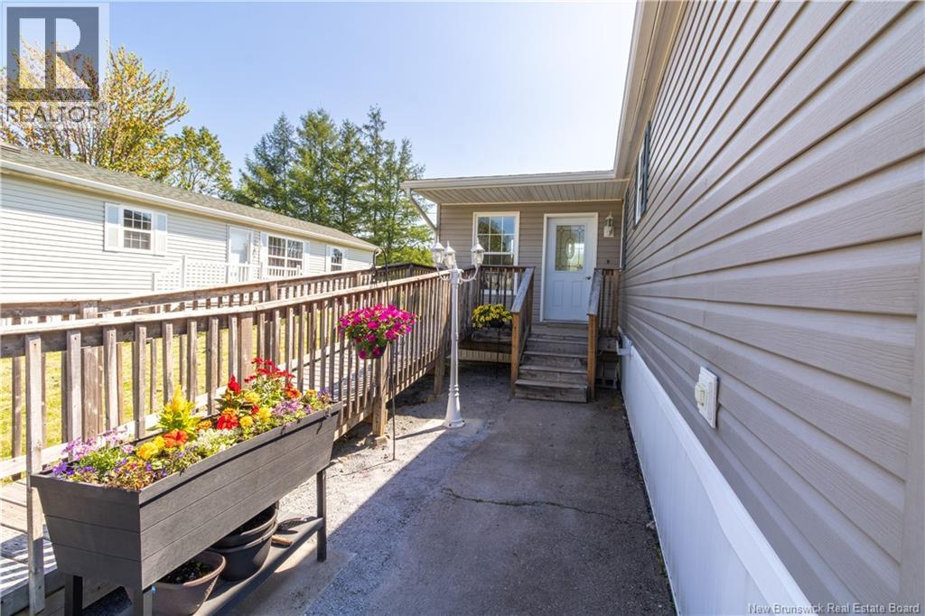 98 Fourth Street, Sussex Corner, New Brunswick  E4E 5V9 - Photo 4 - NB141047