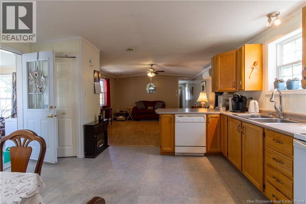 98 Fourth Street, Sussex Corner, New Brunswick  E4E 5V9 - Photo 6 - NB141047