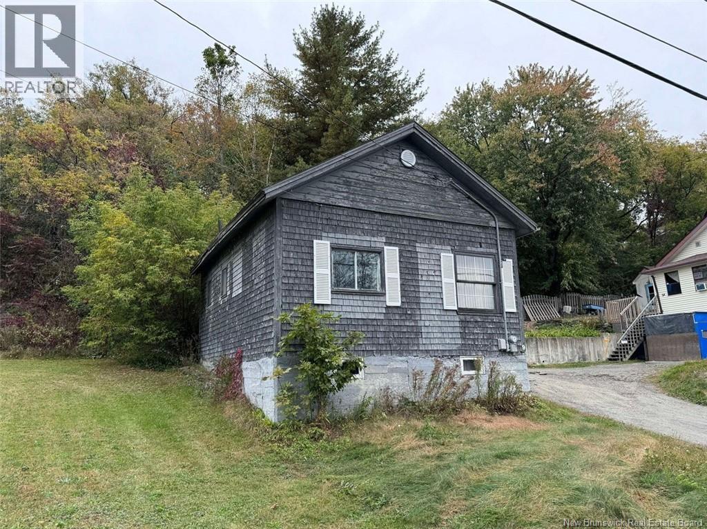 9 Veniot Street, Edmundston, New Brunswick E3V 1K9 - Photo 8 - NB141011
