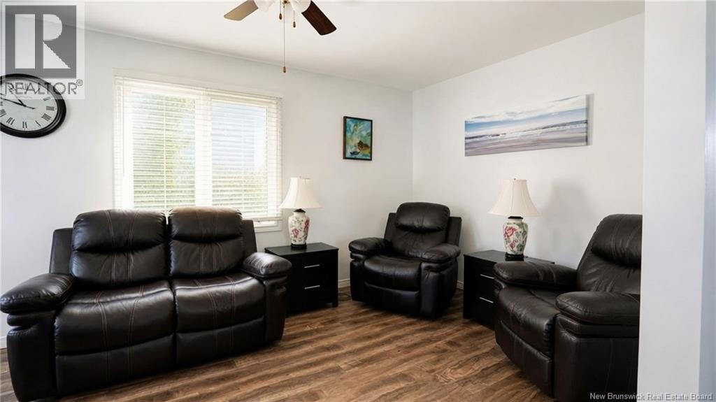 91 Rue Du Parc Ouest, Pointe-Verte, New Brunswick  E8J 2Y1 - Photo 20 - NB141128
