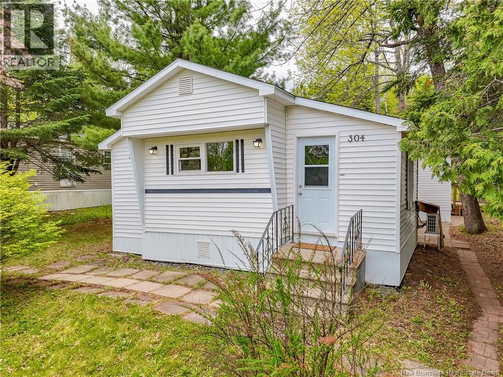 304 Governor Lane, Fredericton, New Brunswick