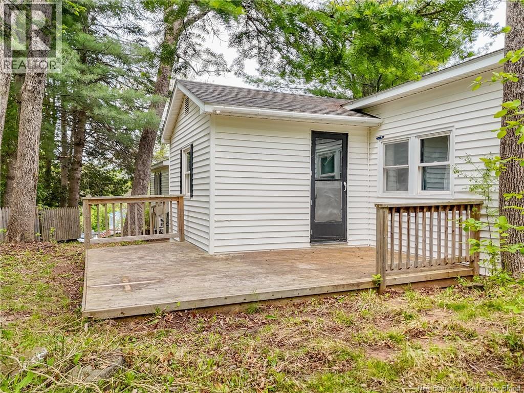 304 Governor Lane, Fredericton, New Brunswick  E3B 7K9 - Photo 37 - NB140769