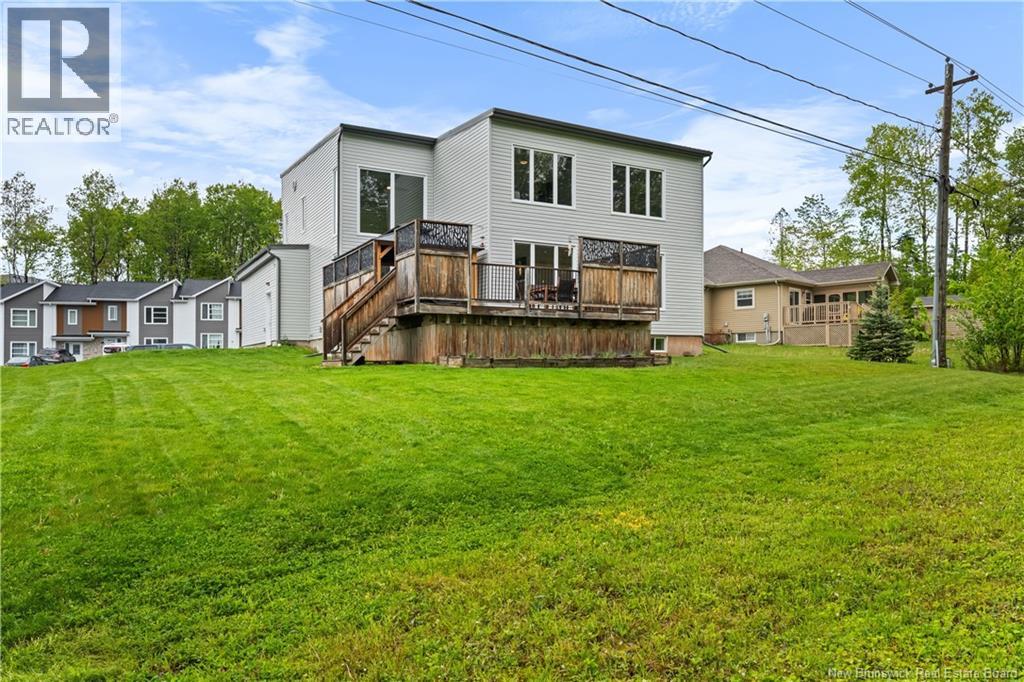 16 Parkplace Lane, Moncton, New Brunswick  E1A 9N2 - Photo 2 - NB140857