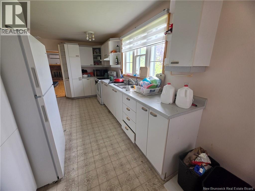 665 St Simon, Bathurst, New Brunswick  E2A 3L8 - Photo 7 - NB141229