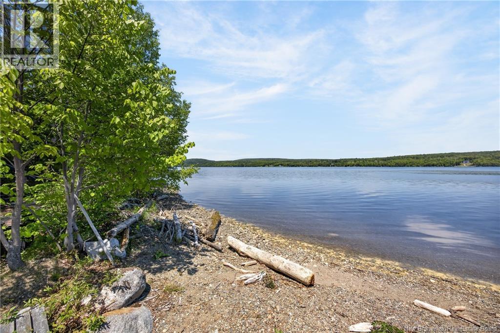 7343 Route 102, Dumfries, New Brunswick E6G 1P6 - Photo 2 - NB141191