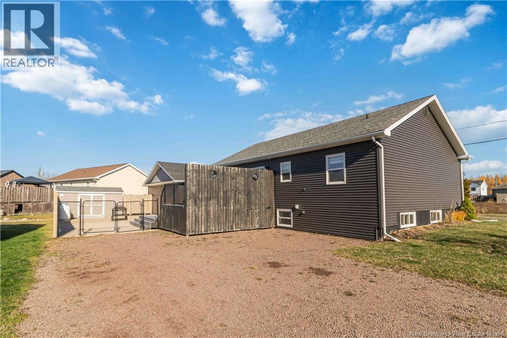 65 Raphael Street, Dieppe, New Brunswick  E1A 8S3 - Photo 35 - NB141166