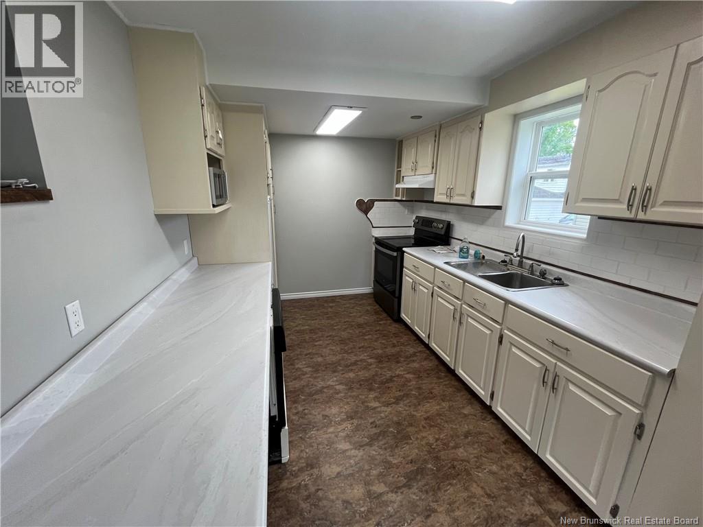9 Churchill Street, Hartland, New Brunswick  E1N 4B8 - Photo 10 - NB141365