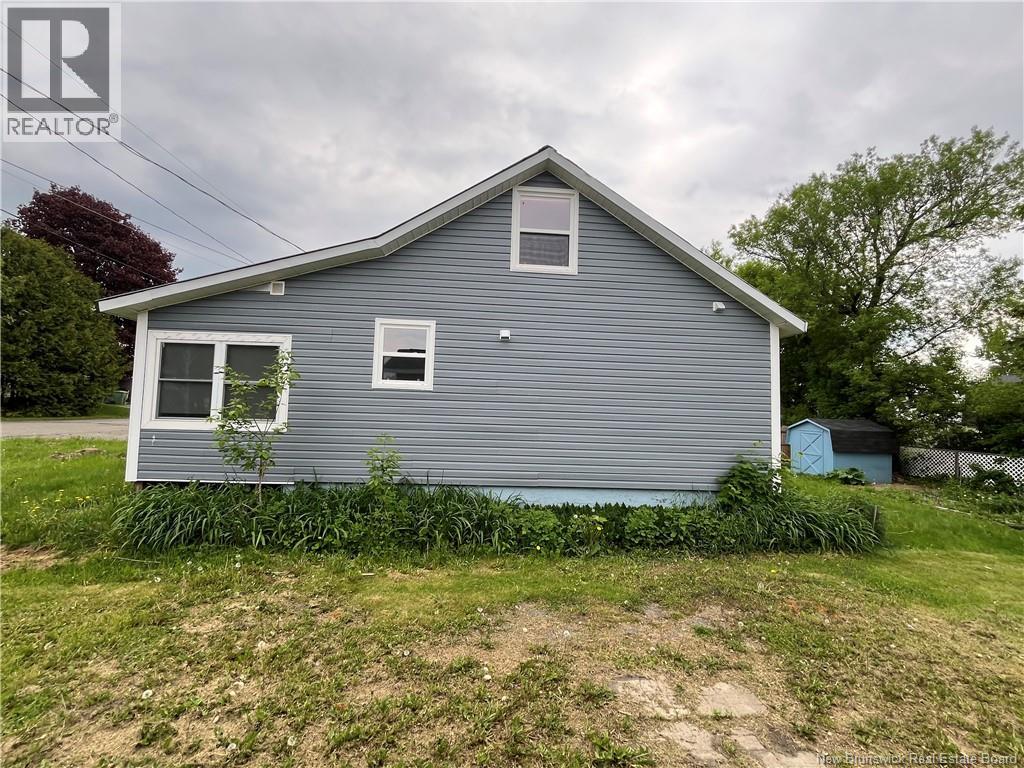 9 Churchill Street, Hartland, New Brunswick  E1N 4B8 - Photo 36 - NB141365