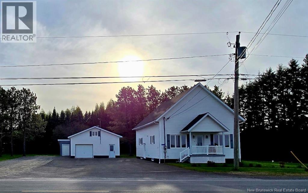 5870 Route 17, Saint-Quentin, New Brunswick