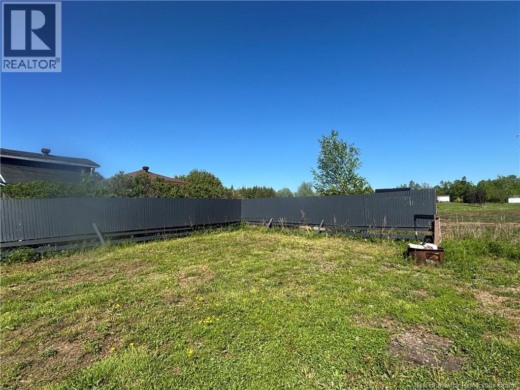 1181 Rue Bryar, Beresford, New Brunswick  E8K 1B2 - Photo 12 - NB141290