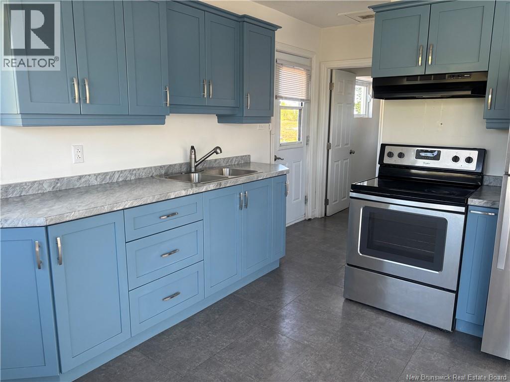 1181 Rue Bryar, Beresford, New Brunswick  E8K 1B2 - Photo 21 - NB141290
