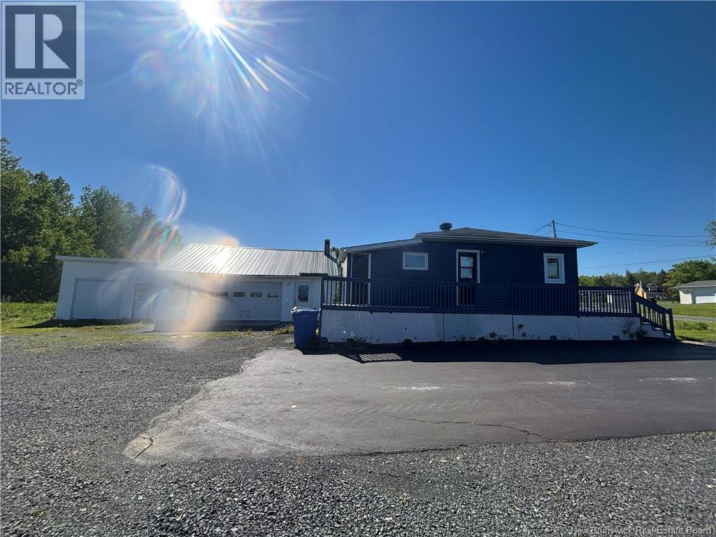 1181 Rue Bryar, Beresford, New Brunswick  E8K 1B2 - Photo 6 - NB141290