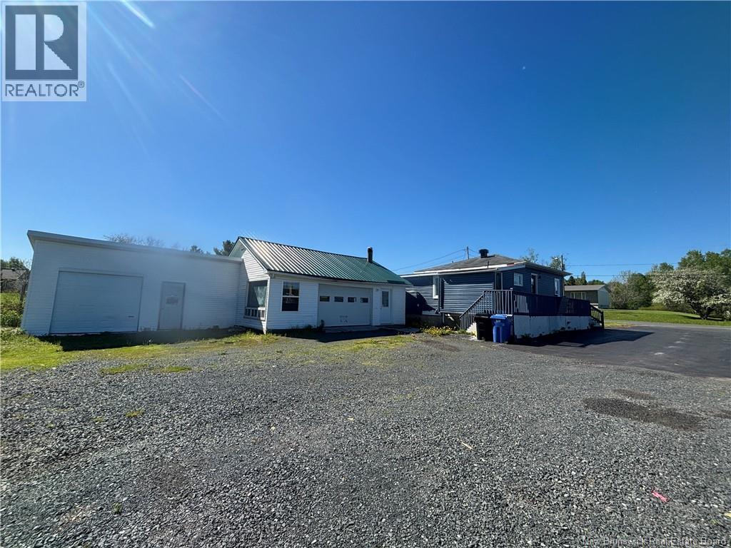 1181 Rue Bryar, Beresford, New Brunswick  E8K 1B2 - Photo 7 - NB141290