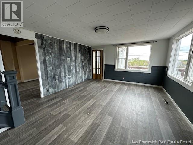 420 Darlington Drive, Dalhousie, New Brunswick E8C 1M8 - Photo 4 - NB141239