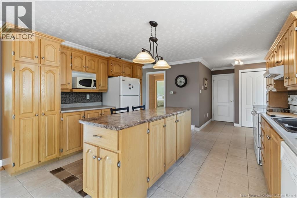 40 Acadie, Bouctouche, New Brunswick  E4S 2T2 - Photo 13 - NB141373