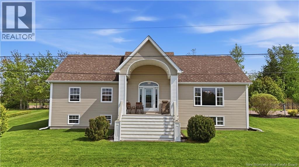 40 Acadie, Bouctouche, New Brunswick  E4S 2T2 - Photo 2 - NB141373