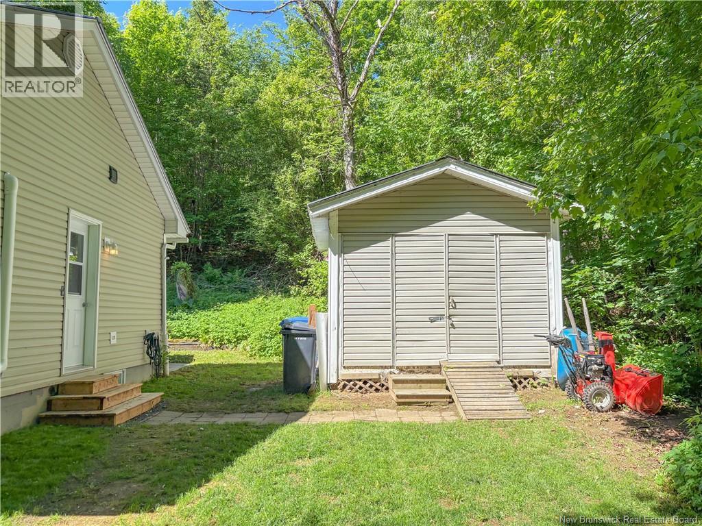 108 Sharkey Street, Woodstock, New Brunswick  E7M 2R2 - Photo 47 - NB141226