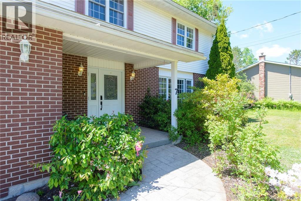 7 Baycrest Drive, Grand Bay-Westfield, New Brunswick  E5K 2V5 - Photo 2 - NB141508