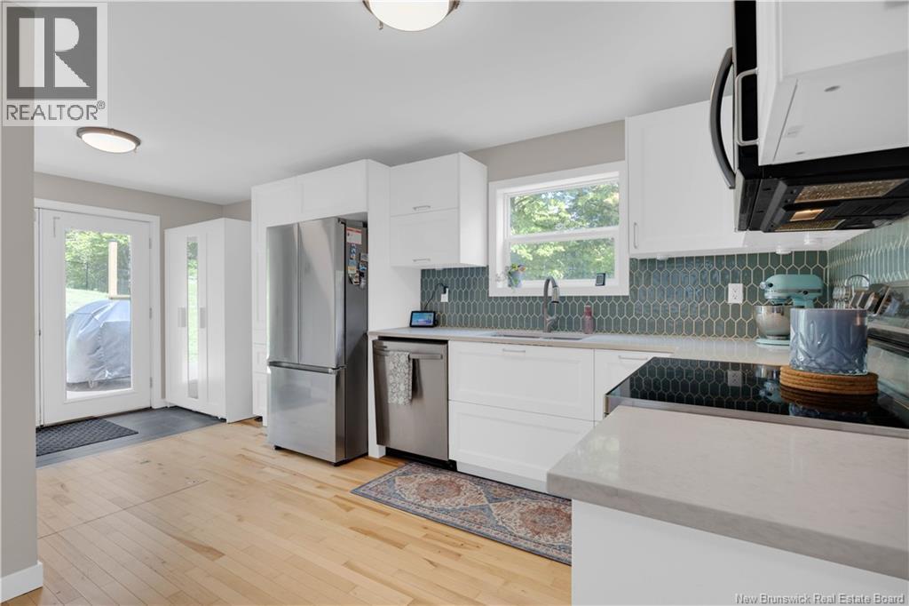 3437 Loch Lomond Road, Saint John, New Brunswick E2N 1B7 - Photo 14 - NB141067