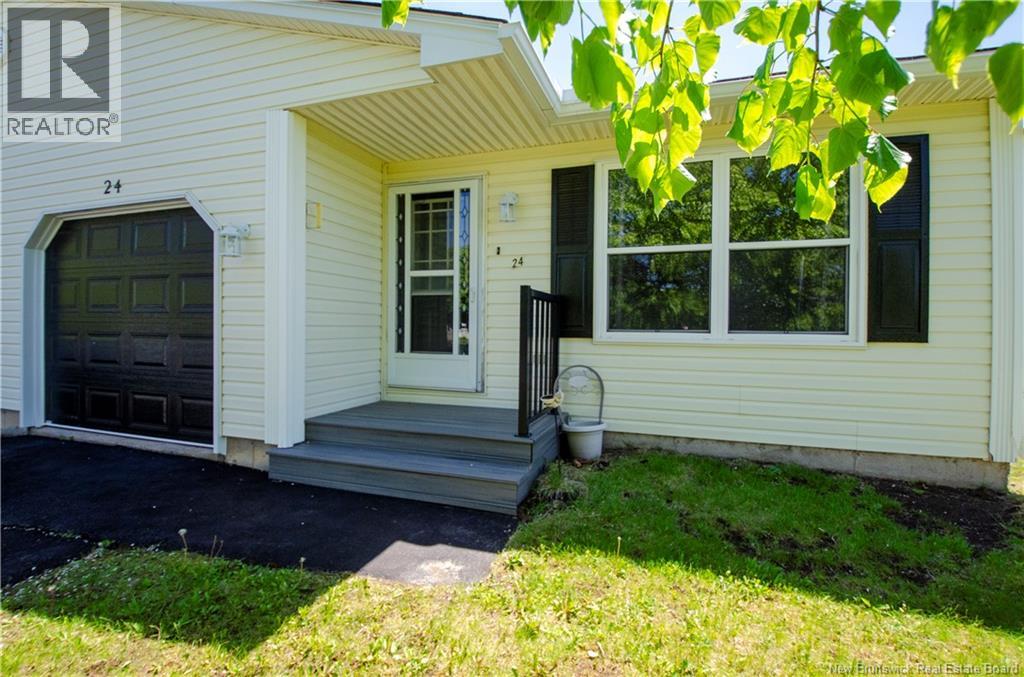 24 Thistle Street, Saint John, New Brunswick  E2M 5T1 - Photo 2 - NB141346