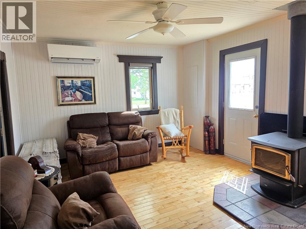 314 Route 134, Petit-Rocher-Nord, New Brunswick E8J 2K9 - Photo 10 - NB141577
