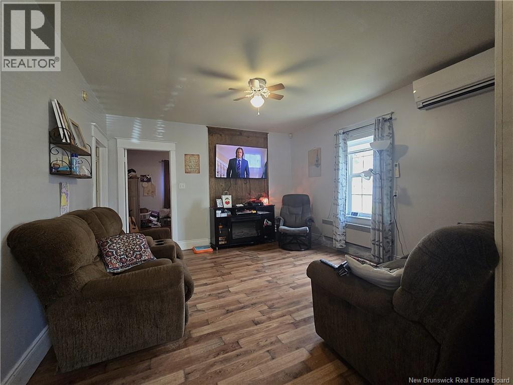 3560 Rue Principale, Tracadie, New Brunswick E1X 1C9 - Photo 7 - NB140465