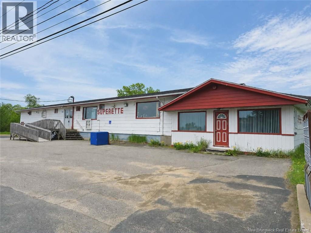 3711 Main, Belledune, New Brunswick  E8G 1Z7 - Photo 1 - NB141748
