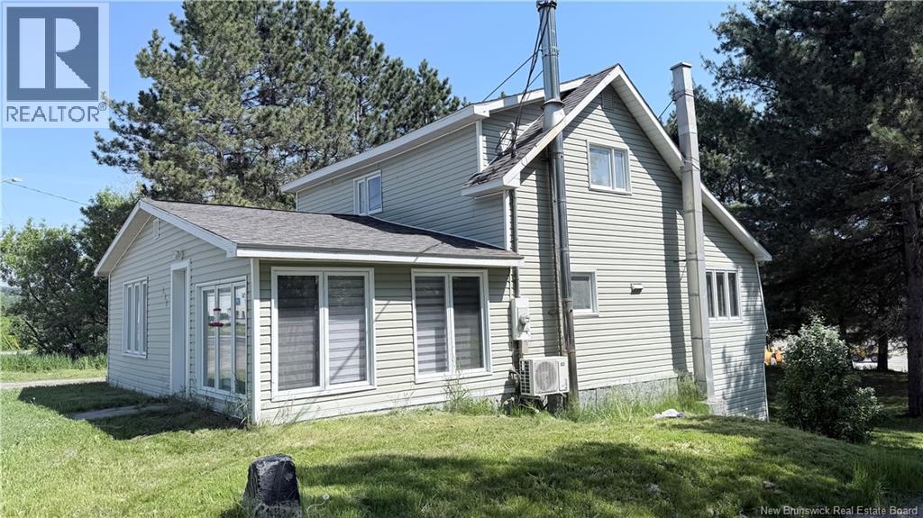 496 Principal, Clair, New Brunswick  E7A 2G7 - Photo 2 - NB141810