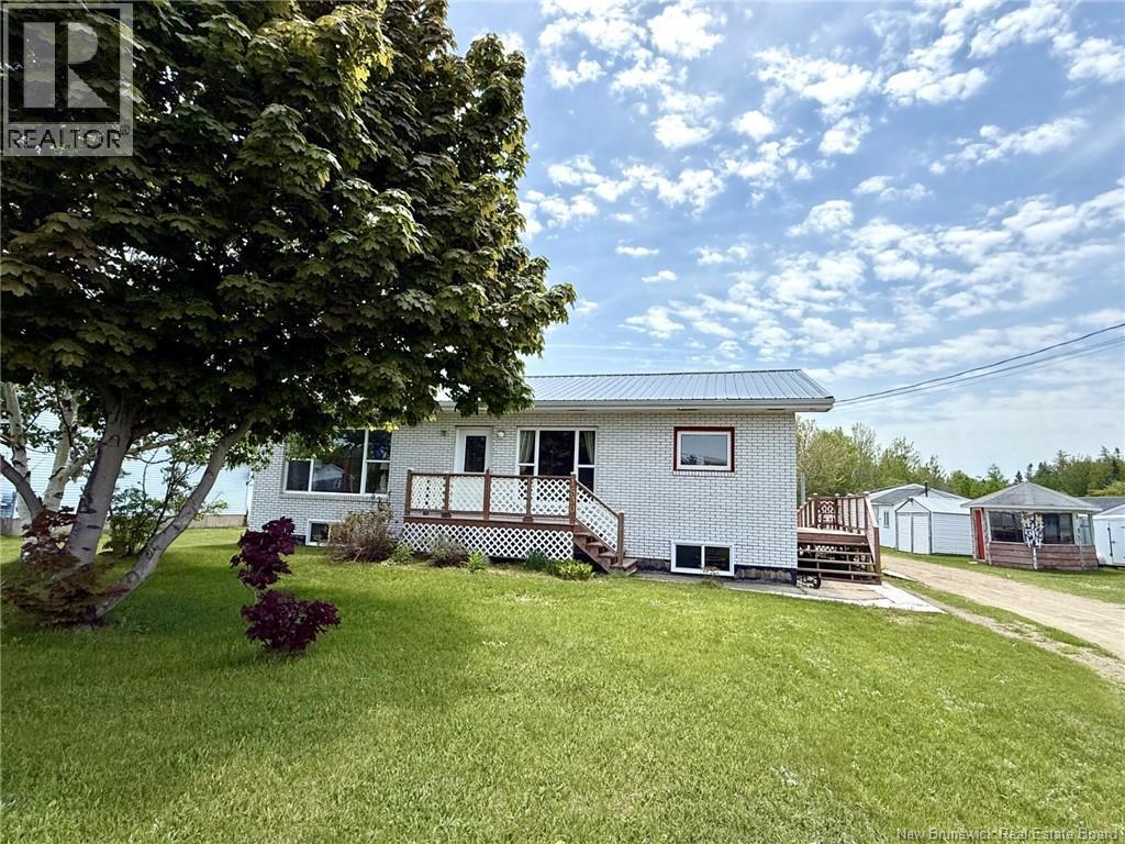 1530 Rue Chatillon, Maisonnette, New Brunswick