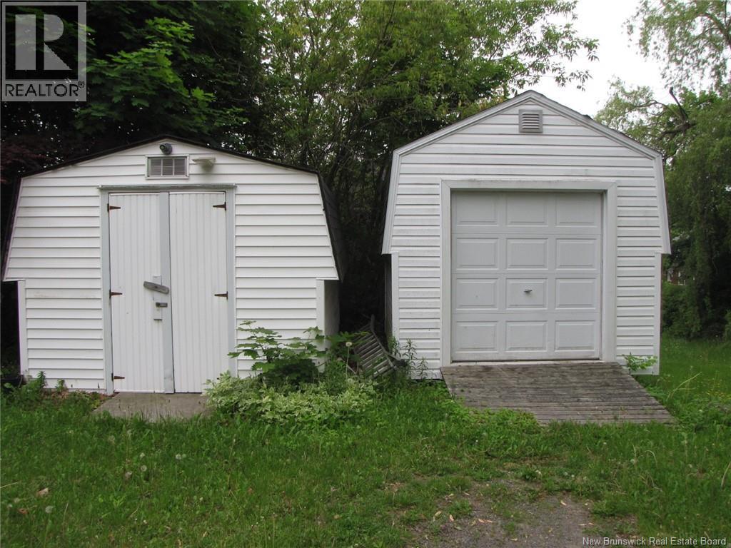 210-212 Pleasant Street, Moncton, New Brunswick  E1A 2V7 - Photo 10 - NB141841