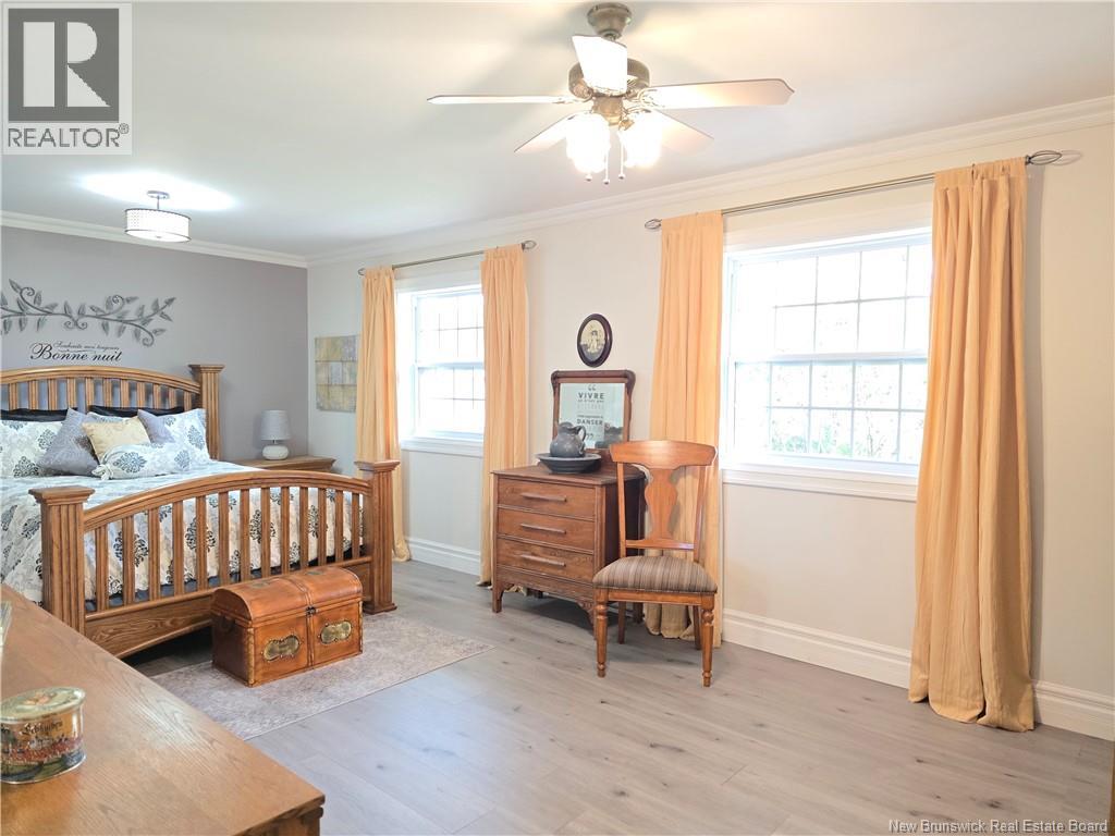 435 Acadie, Beresford, New Brunswick  E8K 2C6 - Photo 35 - NB141772